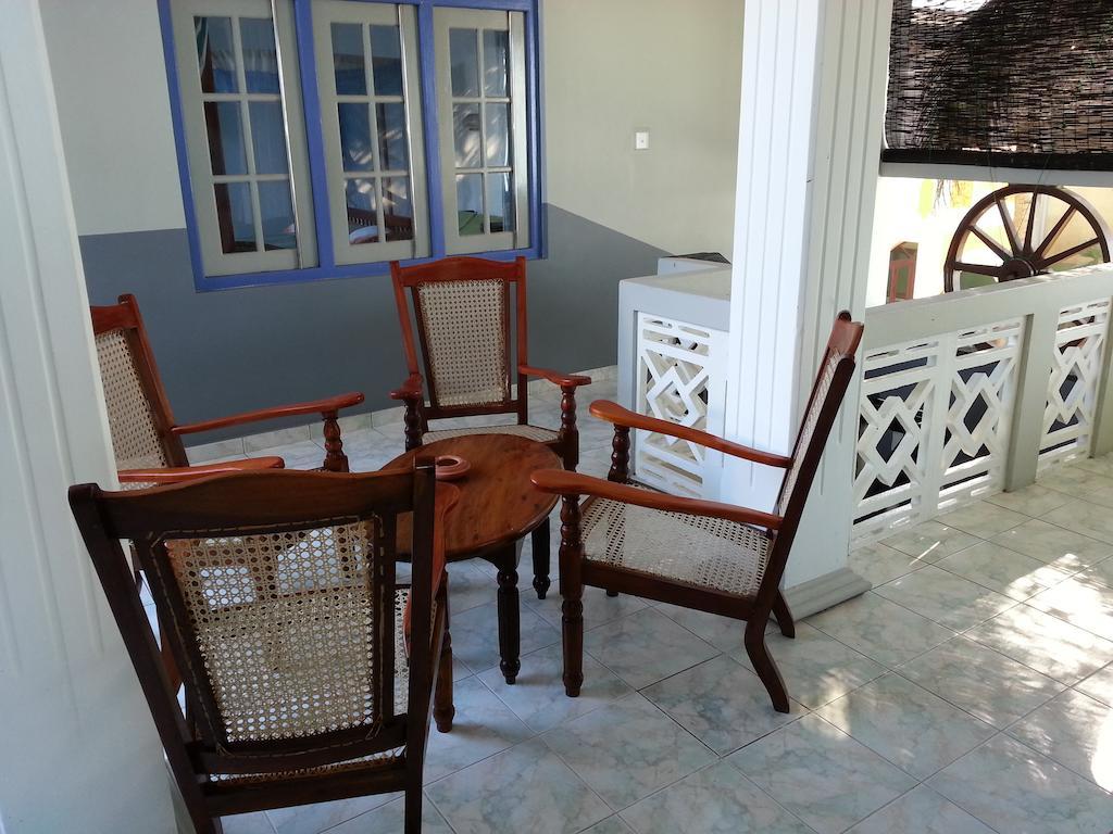 Main Reef Guest House Hikkaduwa Eksteriør billede
