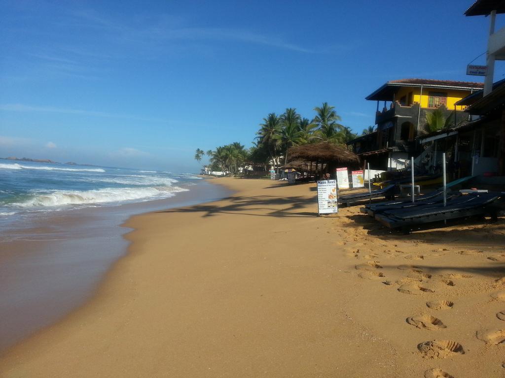 Main Reef Guest House Hikkaduwa Eksteriør billede